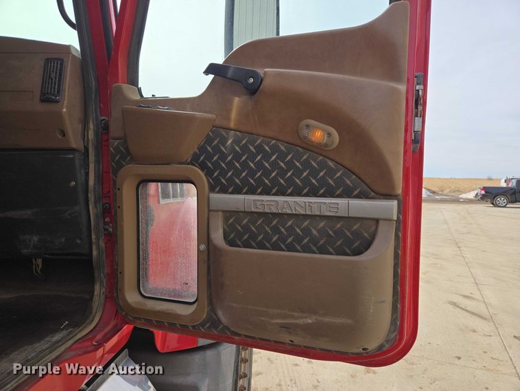 image for item EB1373 2018 Mack Granite GU713 dump truck