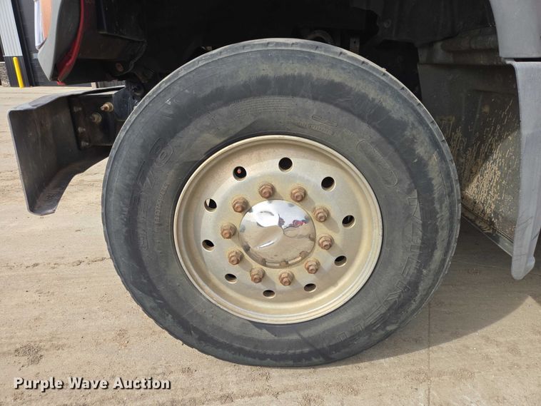 image for item EB1373 2018 Mack Granite GU713 dump truck