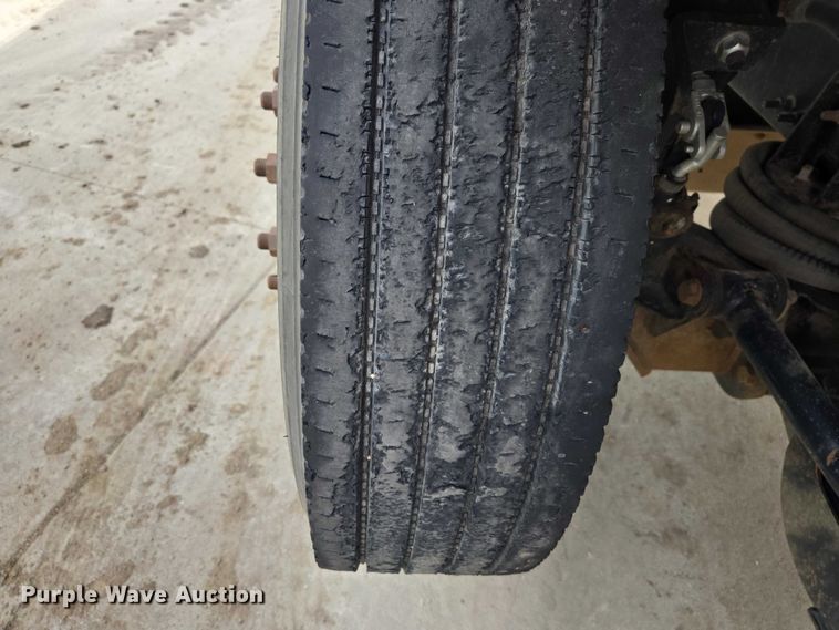 image for item EB1373 2018 Mack Granite GU713 dump truck