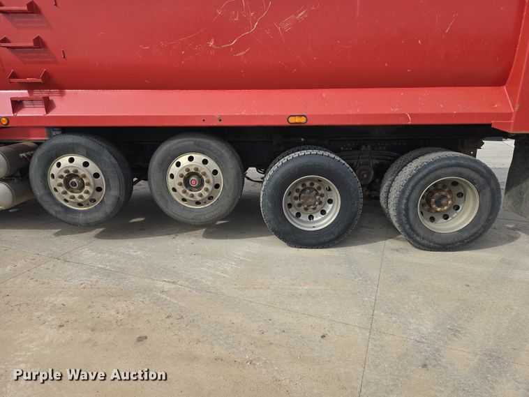 image for item EB1373 2018 Mack Granite GU713 dump truck