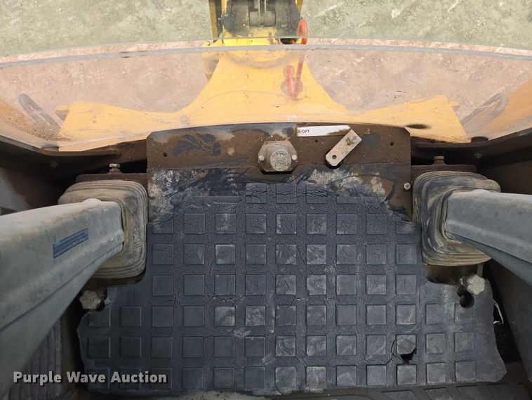 image for item EB1380 2006 Komatsu WB150 AWS backhoe