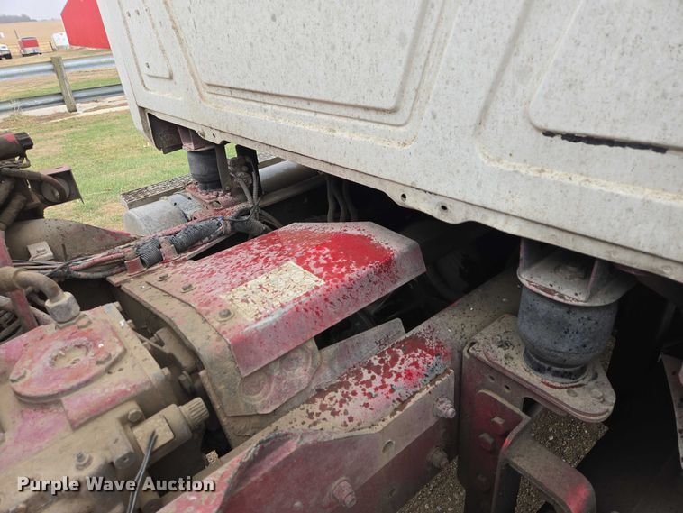 image for item EB1387 2004 Mack Granite CV713 ready mix truck