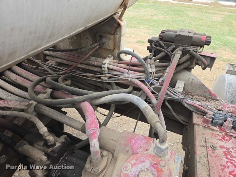 image for item EB1387 2004 Mack Granite CV713 ready mix truck