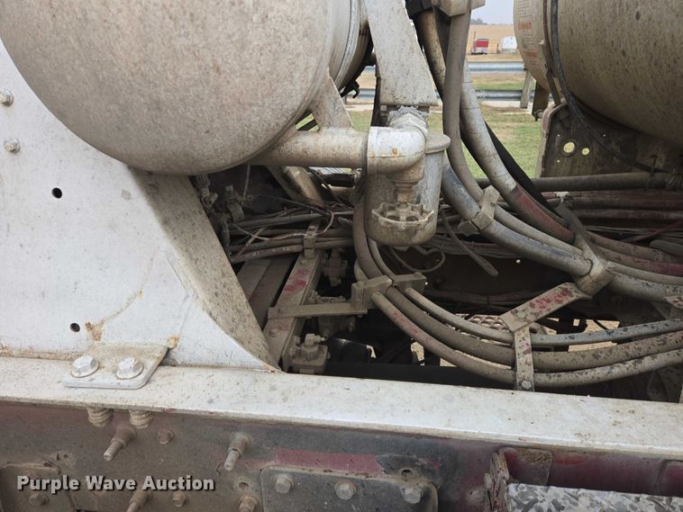 image for item EB1387 2004 Mack Granite CV713 ready mix truck