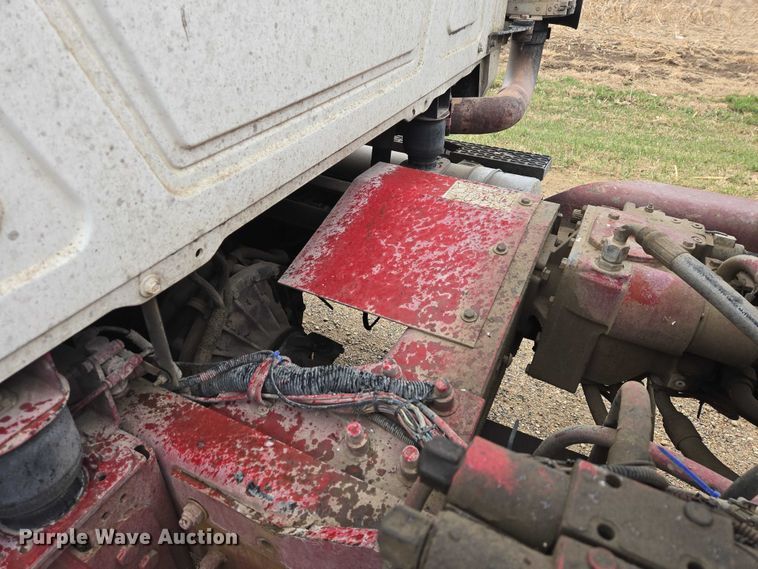 image for item EB1387 2004 Mack Granite CV713 ready mix truck