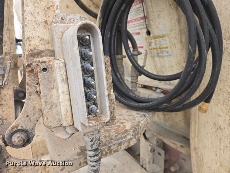 image for item EB1387 2004 Mack Granite CV713 ready mix truck