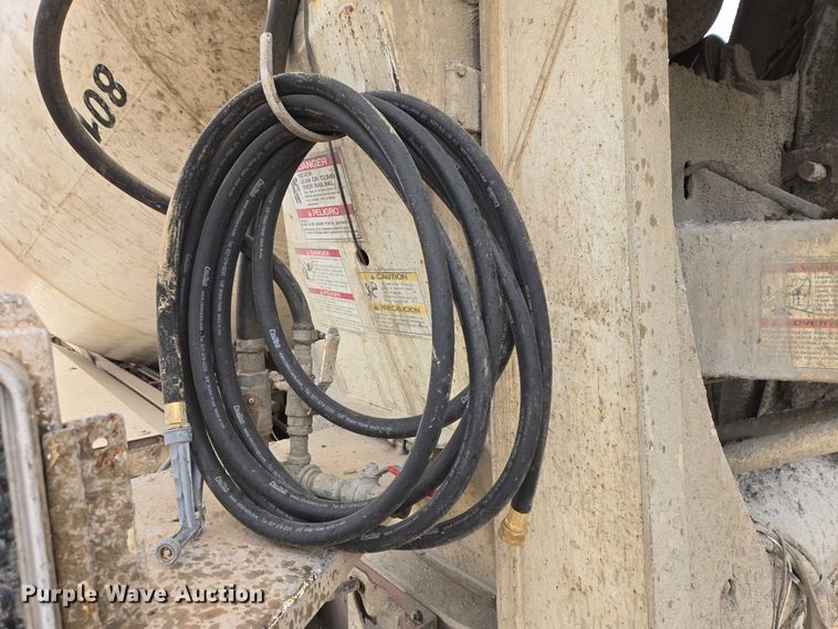 image for item EB1387 2004 Mack Granite CV713 ready mix truck