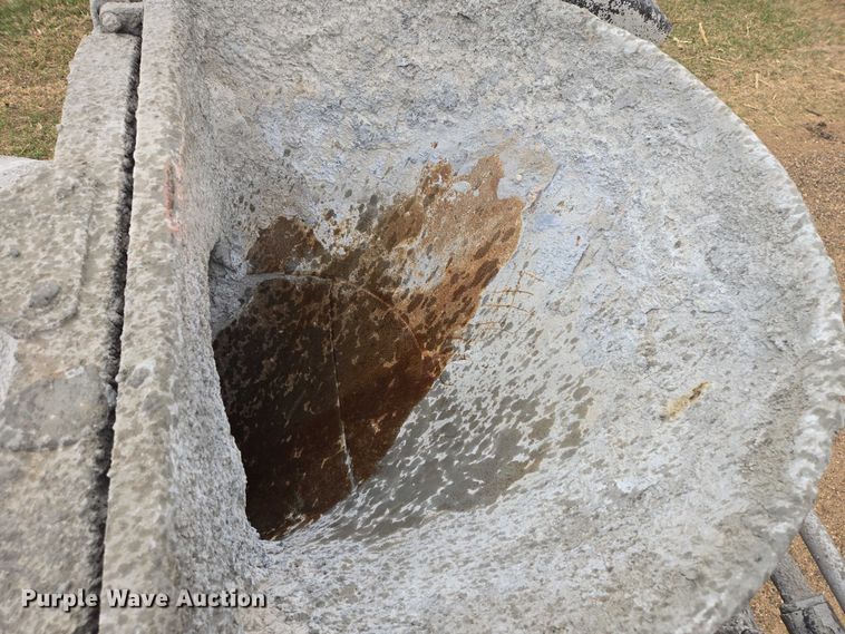 image for item EB1387 2004 Mack Granite CV713 ready mix truck