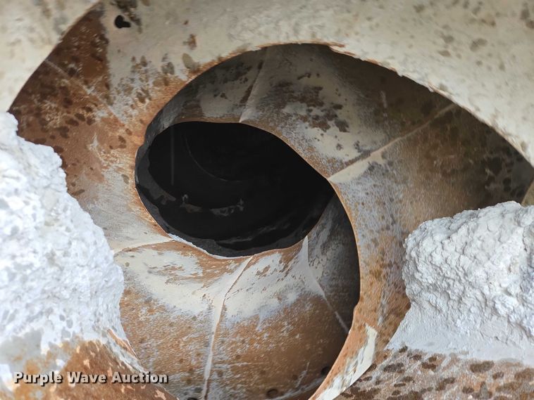 image for item EB1387 2004 Mack Granite CV713 ready mix truck