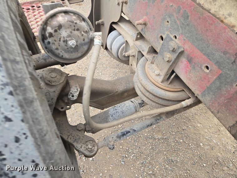 image for item EB1387 2004 Mack Granite CV713 ready mix truck