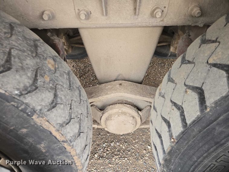 image for item EB1387 2004 Mack Granite CV713 ready mix truck