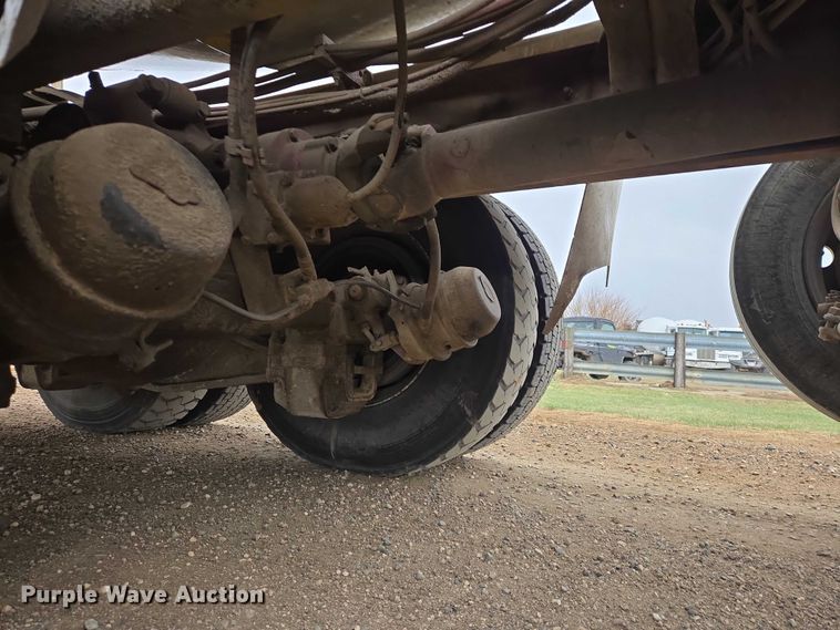 image for item EB1387 2004 Mack Granite CV713 ready mix truck