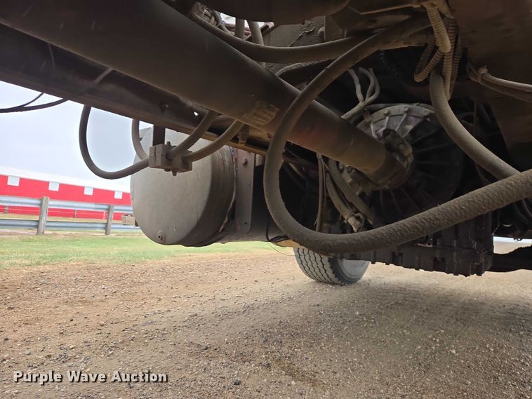 image for item EB1387 2004 Mack Granite CV713 ready mix truck