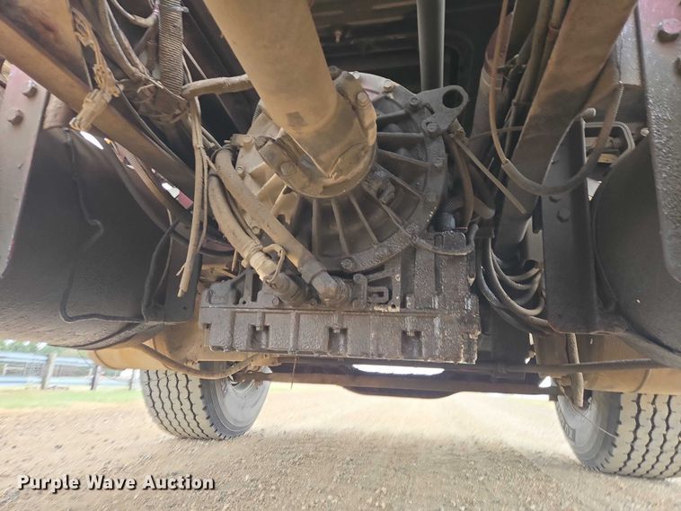 image for item EB1387 2004 Mack Granite CV713 ready mix truck