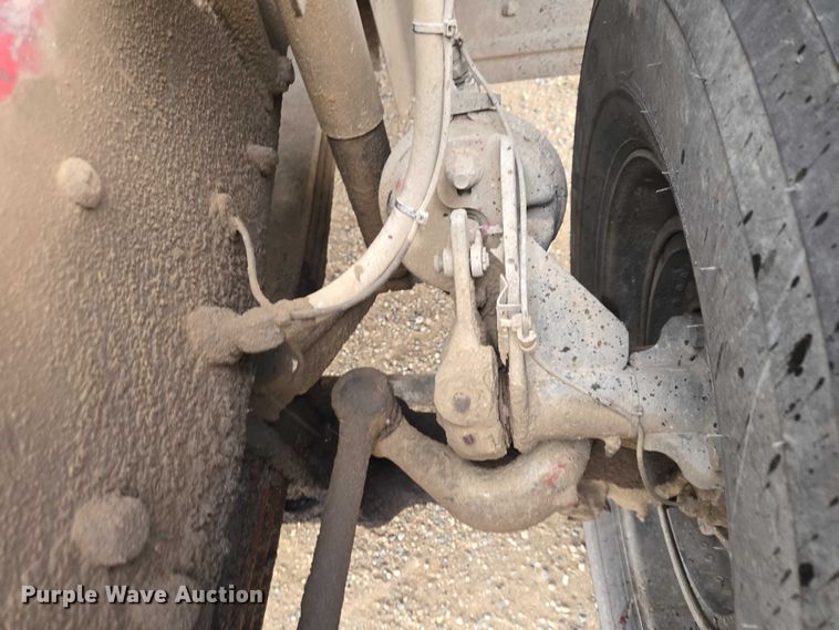 image for item EB1387 2004 Mack Granite CV713 ready mix truck