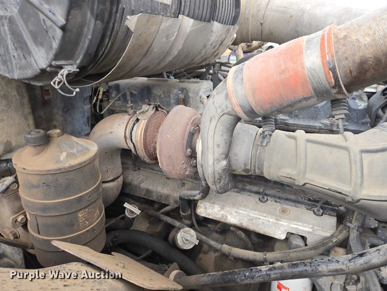 image for item EB1387 2004 Mack Granite CV713 ready mix truck