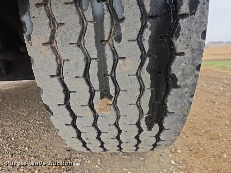 image for item EB1387 2004 Mack Granite CV713 ready mix truck