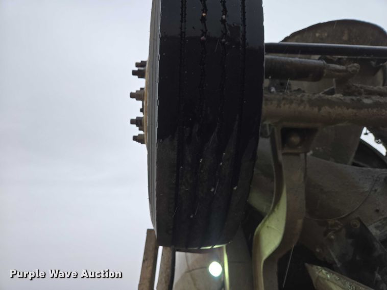 image for item EB1387 2004 Mack Granite CV713 ready mix truck