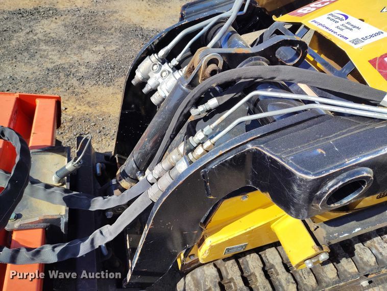 image for item EC8289 2019 Vermeer CTX100 compact utility loader