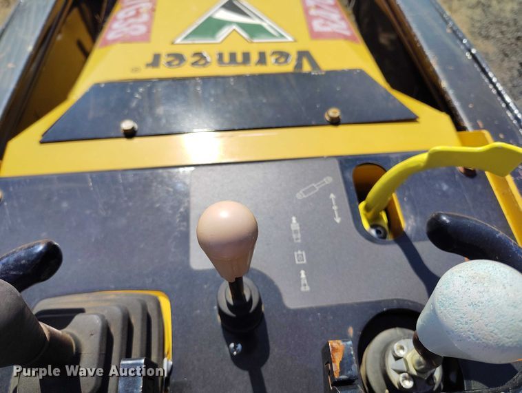 image for item EC8289 2019 Vermeer CTX100 compact utility loader