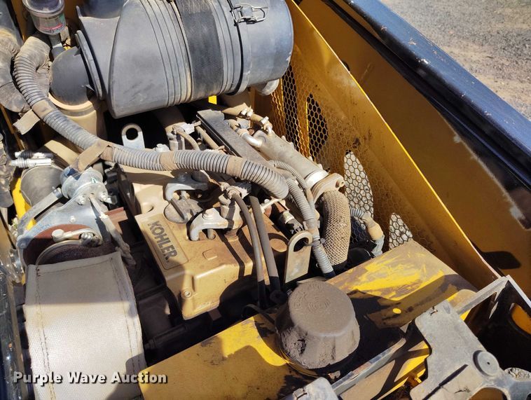 image for item EC8289 2019 Vermeer CTX100 compact utility loader