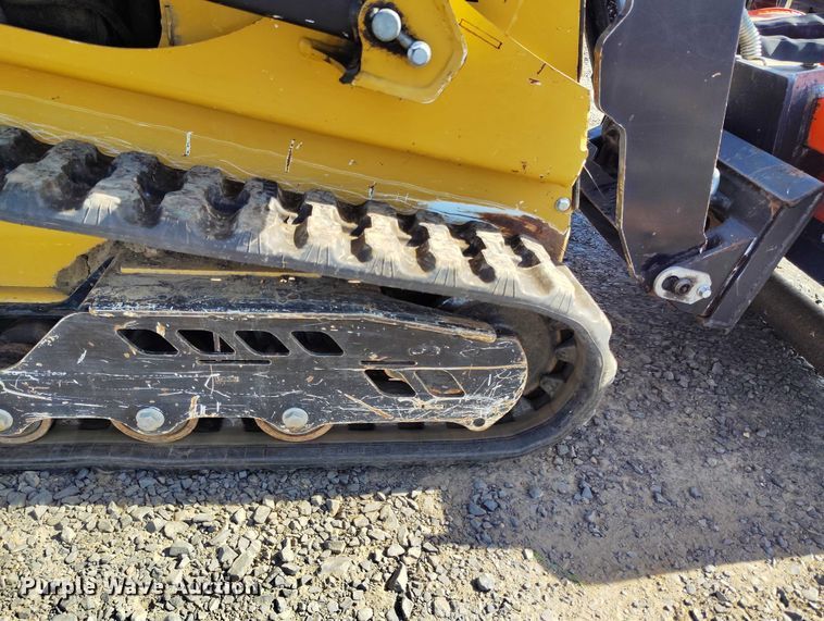 image for item EC8289 2019 Vermeer CTX100 compact utility loader