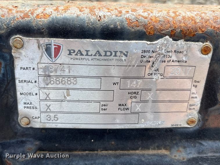 image for item EC8290 2017 Morbark Boxer 320 compact utility loader