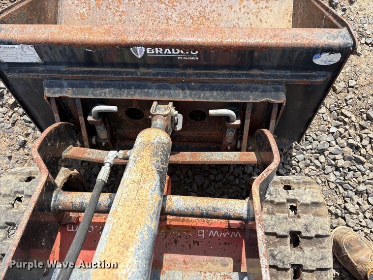 image for item EC8290 2017 Morbark Boxer 320 compact utility loader