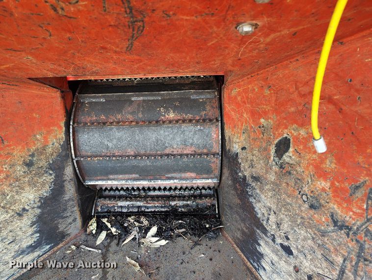 image for item EC8291 2018 Morbark Beever M15RX wood chipper