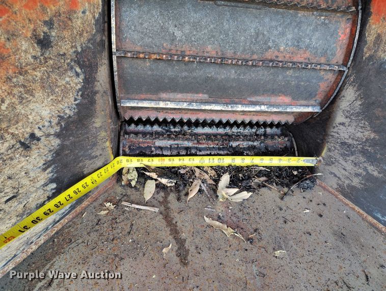 image for item EC8291 2018 Morbark Beever M15RX wood chipper