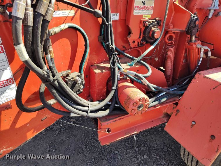 image for item EC8292 2017 Morbark Beever M15RX wood chipper