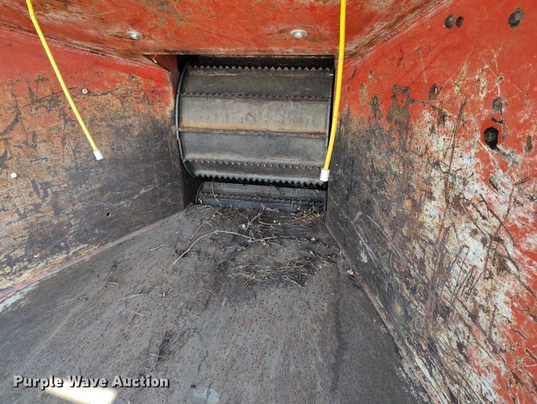 image for item EC8292 2017 Morbark Beever M15RX wood chipper