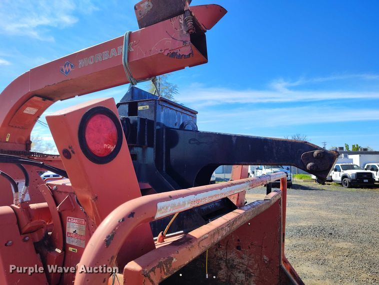image for item EC8292 2017 Morbark Beever M15RX wood chipper