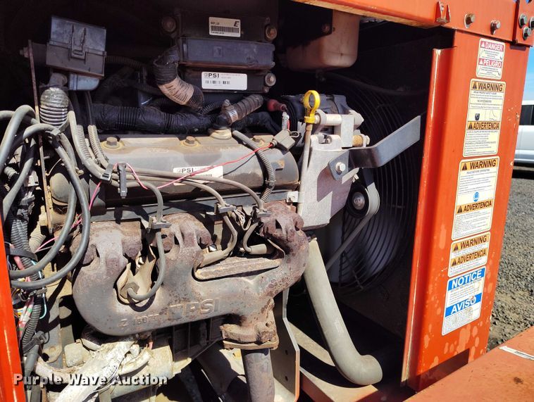 image for item EC8292 2017 Morbark Beever M15RX wood chipper