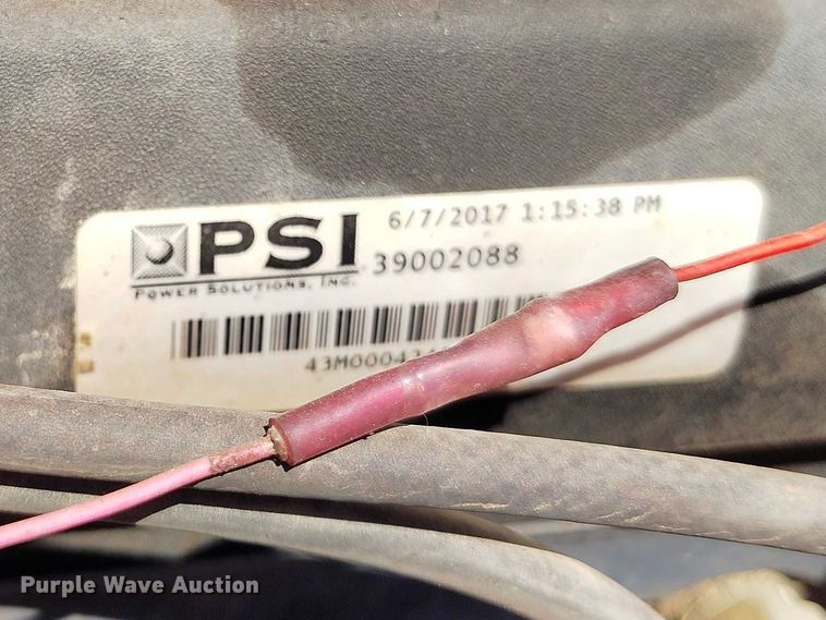 image for item EC8292 2017 Morbark Beever M15RX wood chipper