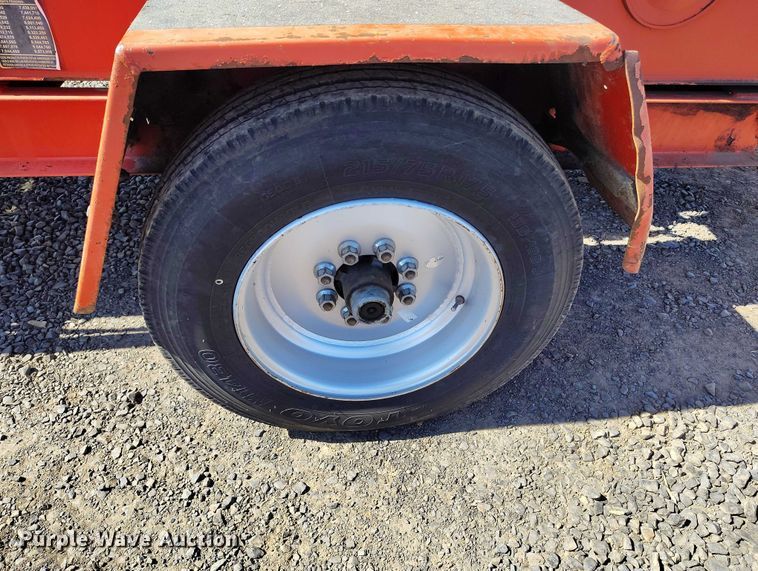 image for item EC8292 2017 Morbark Beever M15RX wood chipper