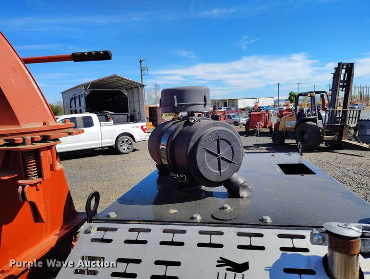 image for item EC8293 2020 Morbark Eeger Beever 1215 wood chipper