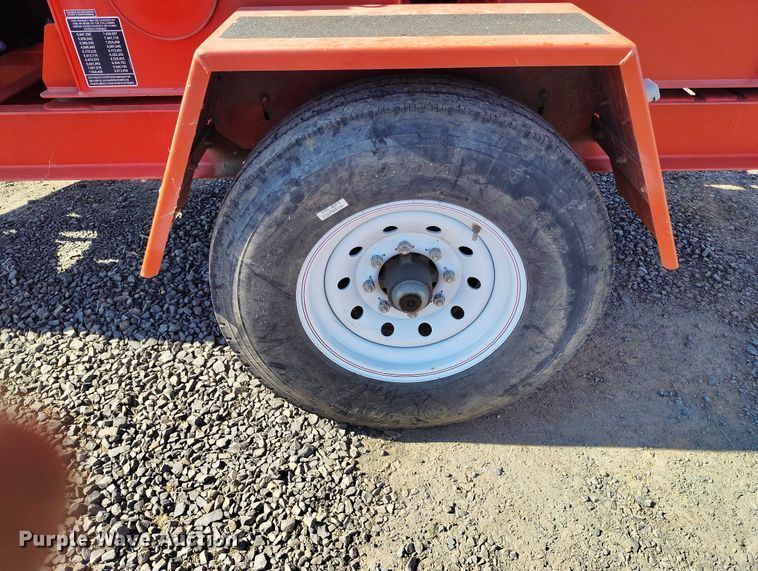 image for item EC8294 2020 Morbark Eeger Beever 1215 wood chipper