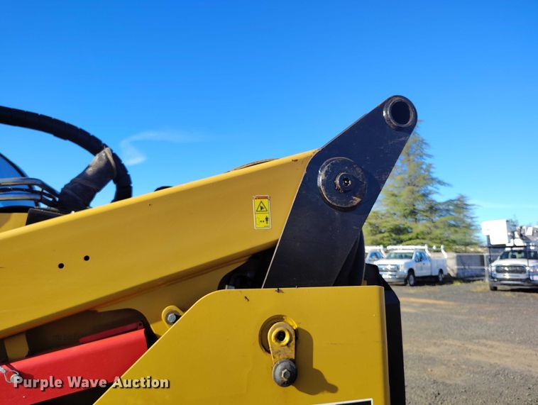 image for item EC8295 2019 Caterpillar 299D2 XHP tracked skid steer loader