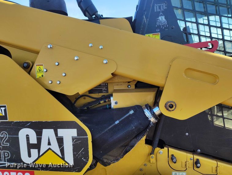 image for item EC8295 2019 Caterpillar 299D2 XHP tracked skid steer loader