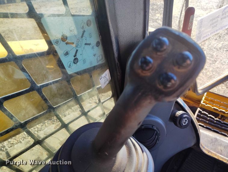 image for item EC8295 2019 Caterpillar 299D2 XHP tracked skid steer loader