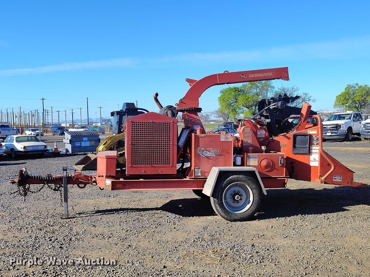 image for item EC8296 2017 Morbark Beever M15RX wood chipper