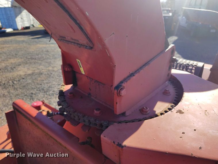 image for item EC8296 2017 Morbark Beever M15RX wood chipper