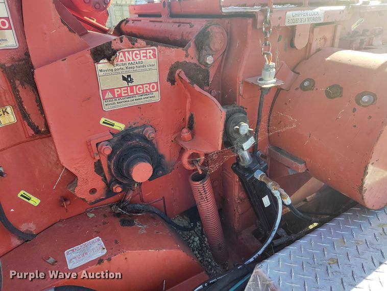 image for item EC8296 2017 Morbark Beever M15RX wood chipper