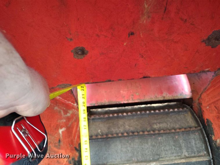 image for item EC8296 2017 Morbark Beever M15RX wood chipper