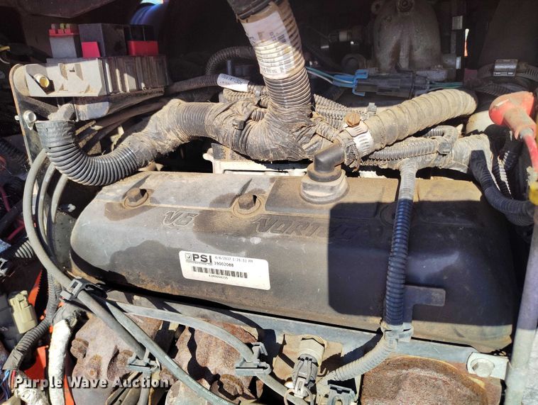 image for item EC8296 2017 Morbark Beever M15RX wood chipper