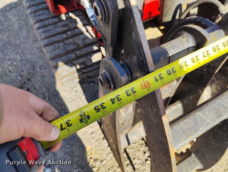 image for item EC8297 2020 Toro TX 1000 Dingo Wide Track compact utility loader