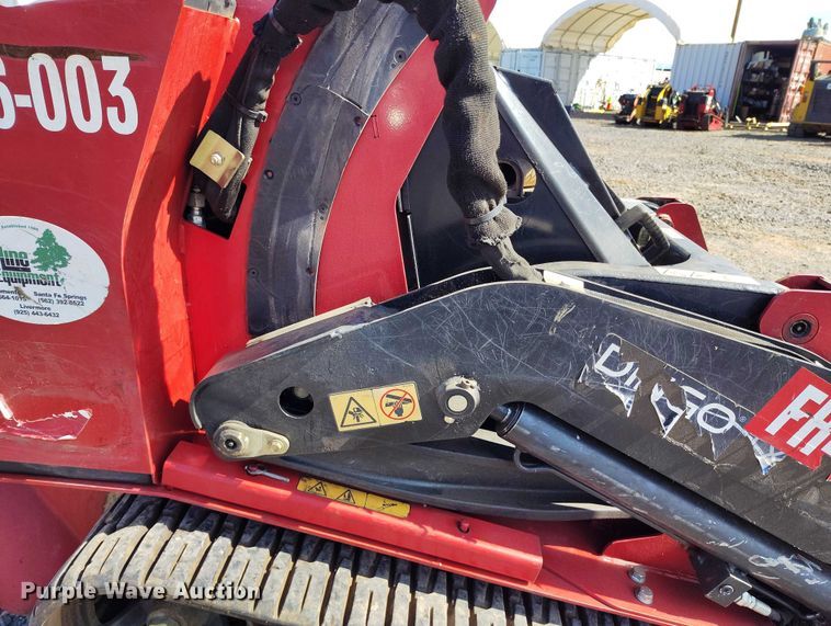 image for item EC8297 2020 Toro TX 1000 Dingo Wide Track compact utility loader