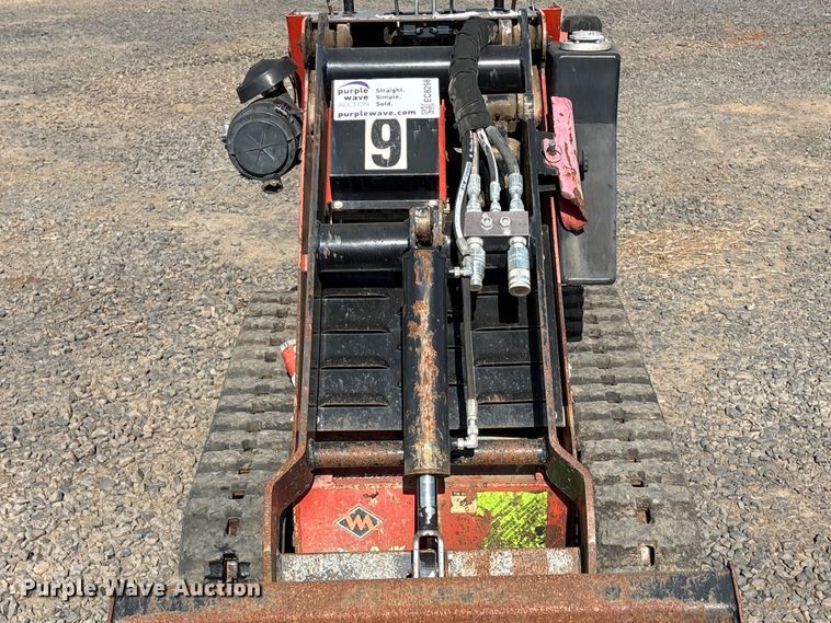 image for item EC8298 2017 MorBark Boxer 320 compact utility loader