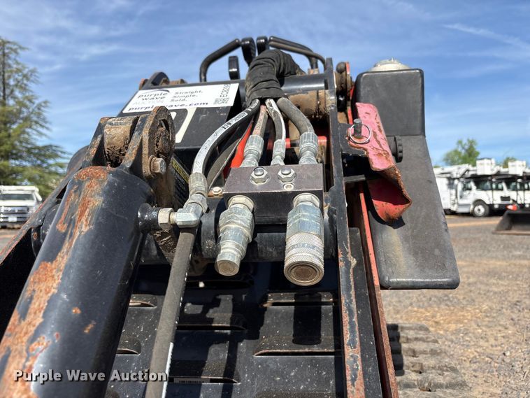 image for item EC8298 2017 MorBark Boxer 320 compact utility loader